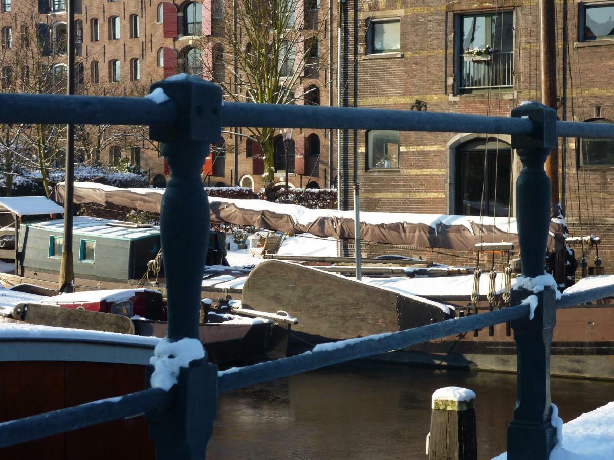 Central & Quiet Canal Apartment Amsterdam Esterno foto